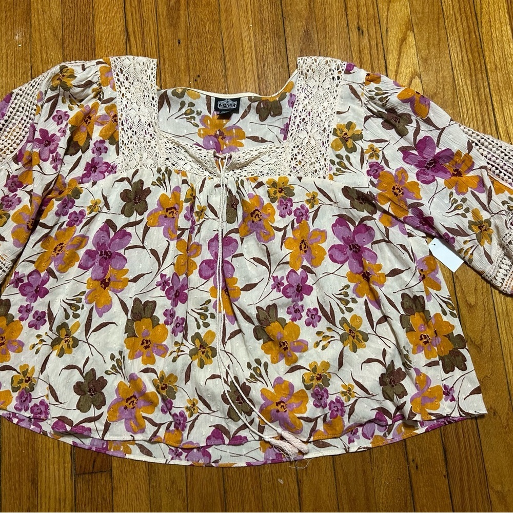 Angie Floral Peasant Top Plus Size 2X Ballon Sleeve Crochet Detail - Picture 6 of 10